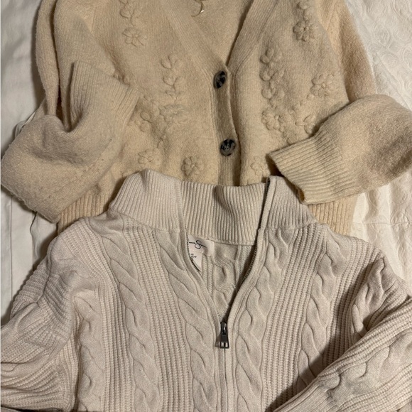 Sweater bundle - Picture 1 of 3